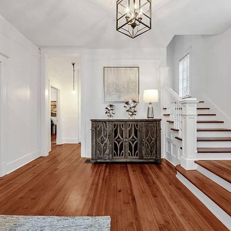 Exquisite Two-Story Home Located In Midtown Memphis Eksteriør bilde
