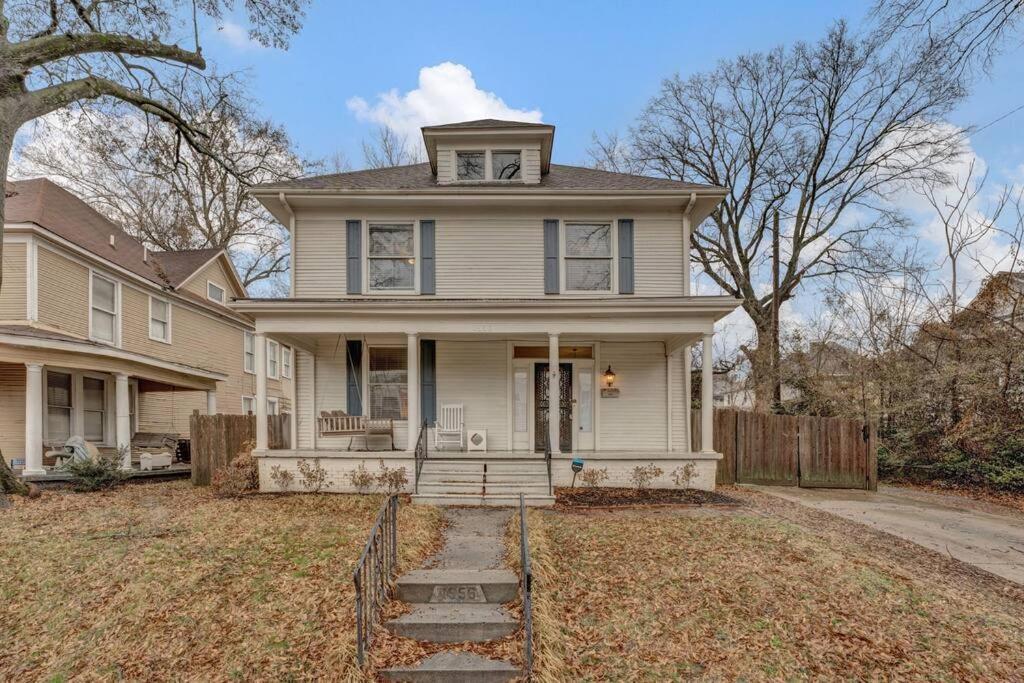 Exquisite Two-Story Home Located In Midtown Memphis Eksteriør bilde